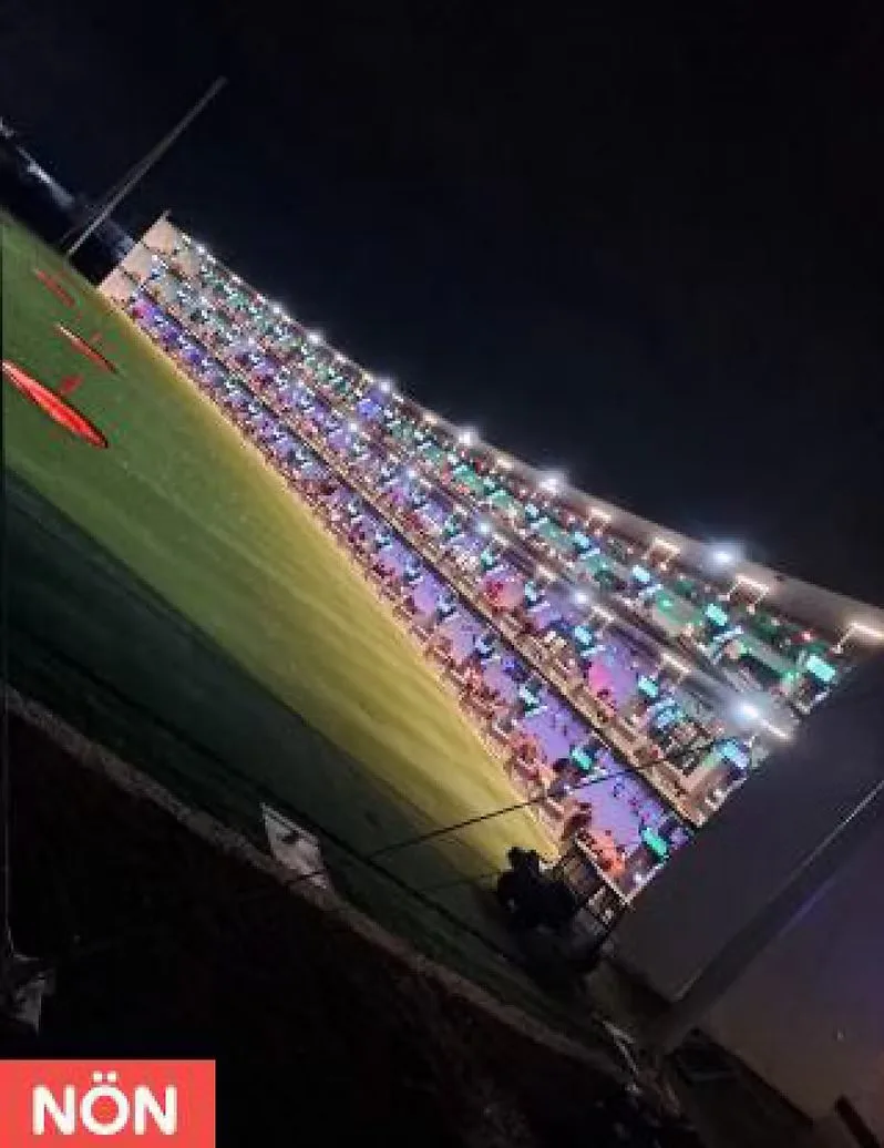 Topgolf Wien bei Nacht